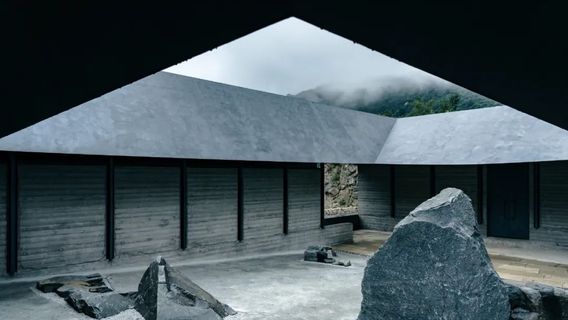 a na ya jin shan ling shang yuan