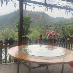 横腊农家乐 User Photo