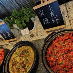 濟南怡豪大飯店（泉城廣場趵突泉店）·銀頂旋轉餐廳張用戶圖片