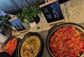Silver Sky Revolving Restaurant (Quancheng Square Da Ming Hu Branch) user photo