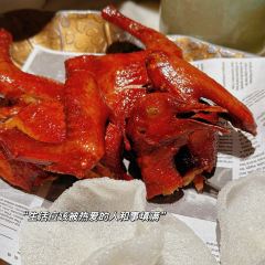 蝴蝶里·粤式点心·乳鸽(长宁来福士店) User Photo