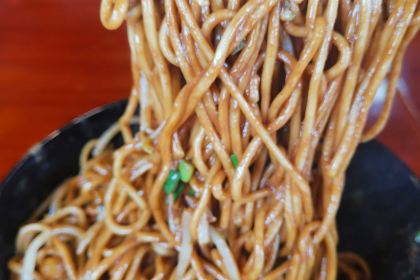 一碗热干面(九龙明苑小区店)
