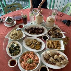 Lamma Rainbow Seafood Restaurant User Photo