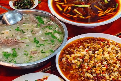 威龙羊肉馆