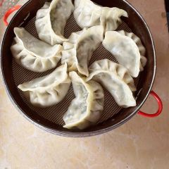 谭记城南包子铺 User Photo