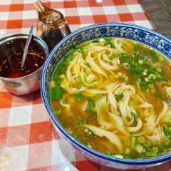 老三骨头馆(白桦东路店) User Photo