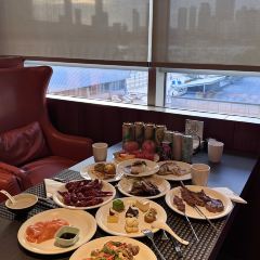 青島海爾洲際飯店·品香苑吃到飽廳張用戶圖片