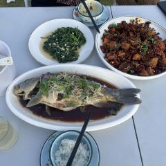 普者黑清墨湖景度假酒店·餐厅 User Photo