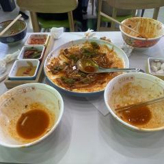 羊了个羊炒羊肉片(星光店) 여행 사진