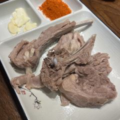 Jingyuangaliumeiweiyanggaorou User Photo