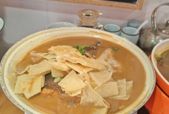 小苗饺子(七一店) user photo