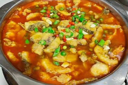 留坝川菜鲜鱼庄