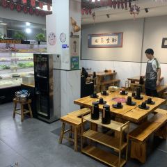 大秦酸菜火锅(烧烤) User Photo