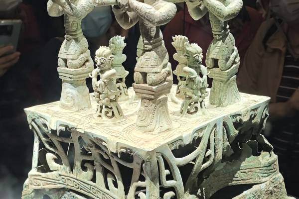 三星堆博物館 | 青銅神壇
