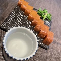 山石榴·贵州菜(前滩太古里店) User Photo