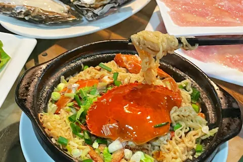 雅竹軒特色冬瓜盅火鍋店