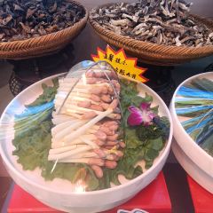Guests come Banquet QingZhou User Photo