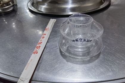 胡老大铁锅炖