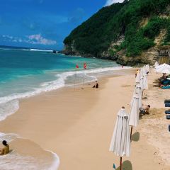 Sundays Beach Club User Photo