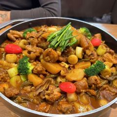 俭寨新疆菜大盘鸡·小公鸡烧烤·乌苏路店 User Photo