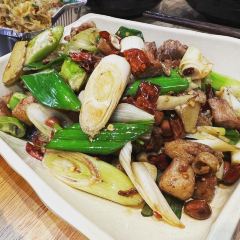 山洞里烤肉(金鹰店) User Photo