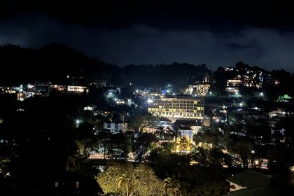 Slightly Chilled Lounge, Sports Bar & Restaurant