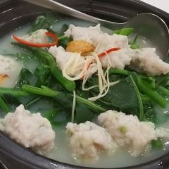 BAIWEICHAUN RESTAURANT·Pavilion Court · Friendship Court 여행 사진