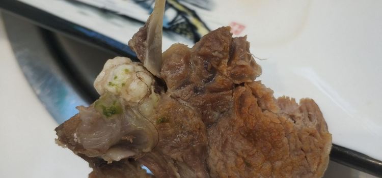 郝大妈铁锅焖面烩菜