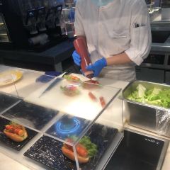 Emperor Penguin All Day Dining User Photo