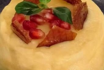 SONG FENG YA YAN User Photo