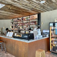 漓岸璞闲文旅酒店(阳朔西街漓江店)·上房野BISTRO·餐×酒×咖 User Photo