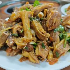 骆越人家土菜馆 User Photo