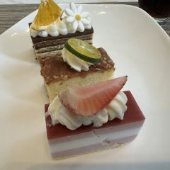 Zhonggengxilaidengjiudian·shengyanbiaozhi Restaurant User Photo