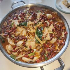 金大吉·鲜鱼火锅(世和广场店) User Photo