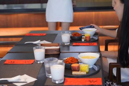 雅安元所·云峰桢里酒店·餐厅