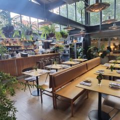 OMETHING DINING BAR User Photo