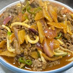 羊了个羊炒羊肉片(星光店) 여행 사진