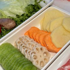NIU JIE JU BAO YUAN User Photo