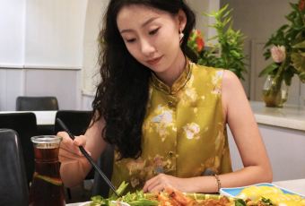 QIONG XIANG GE User Photo