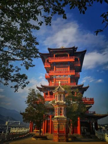 Fenghuang Pavilion
