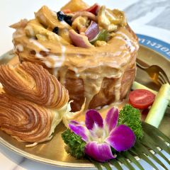 泰莱金·冬阴功手抓饭·傣泰融合·泰国罗氏虾餐厅(滨海大道店) User Photo