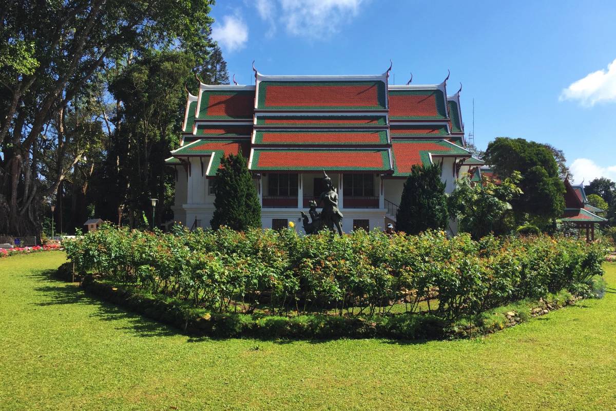 พระตำหนักภูพิงคราชนิเวศน์