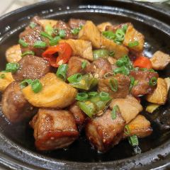 YAU KEE User Photo