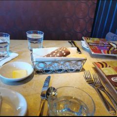 The Cheesecake Factory (Disneytown) User Photo