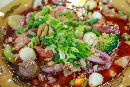 蓉城英雄冒菜（鹽邊店）