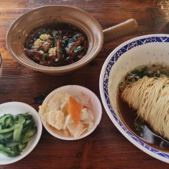 ER QUAN YUAN User Photo