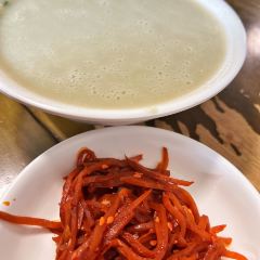 YINSAN DOUZHI User Photo