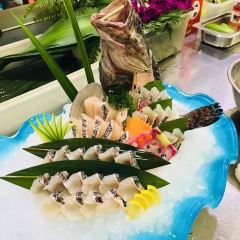 鄂尔多斯皇室国际酒店(万达广场王府井店)·四海汇海鲜自助餐厅 User Photo