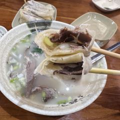 鸿记潞城甩饼店 User Photo