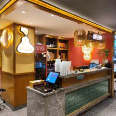 Mom's Sauce Food Restaurant 여행 사진